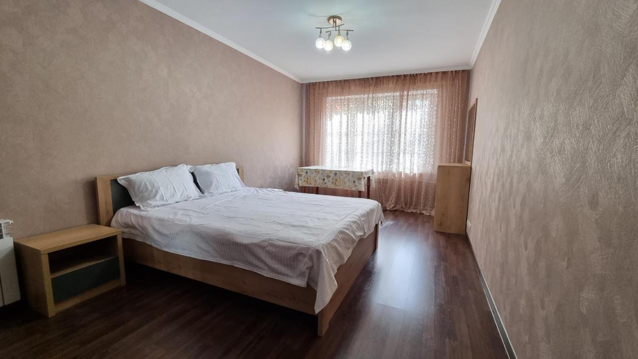 Koktem Apart In The Center Of Almaty Apartamento Exterior foto
